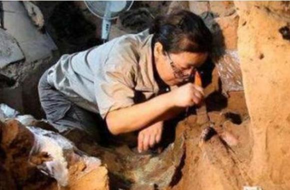 锦州_一码一肖一特一中,骗局复核、全面解答与解释